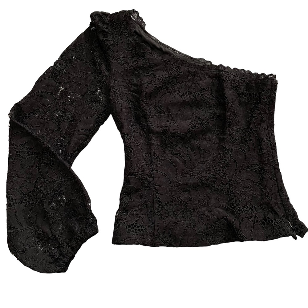 DYNAMITE ONE SHOULDER